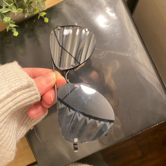 Black Aviator Le Specs sunglasses - Picture 4 of 7